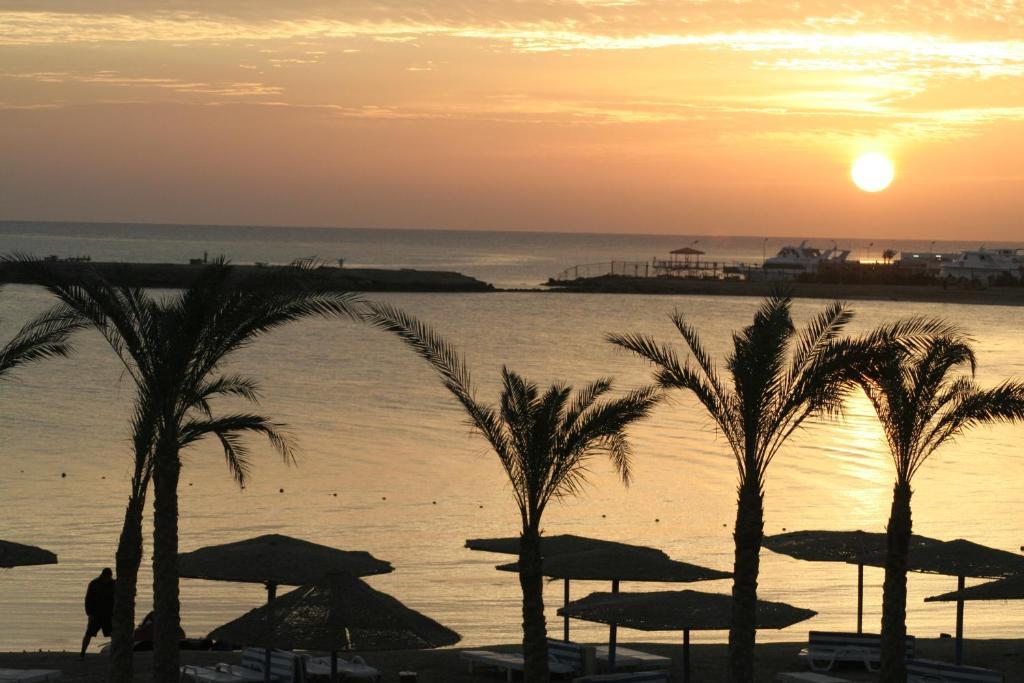 Emerald Aqua Park City Hotel Hurghada Bagian luar foto