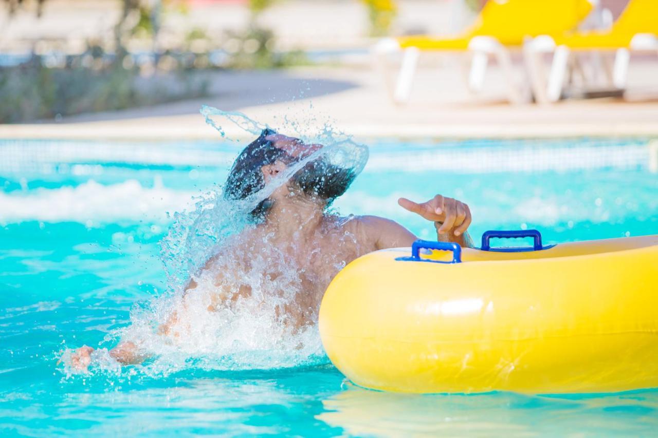 Emerald Aqua Park City Hotel Hurghada Bagian luar foto
